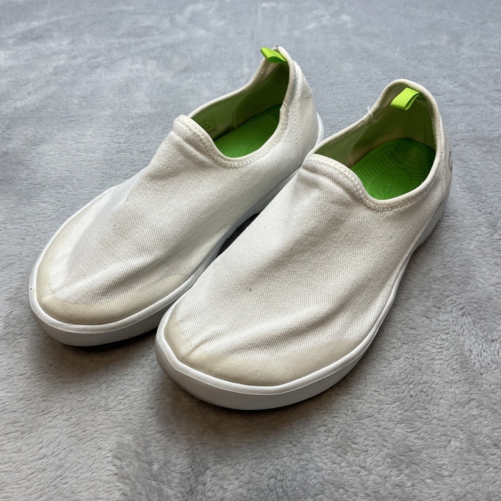 OOfos Womens OOmg Eezee Low Recovery Shoes Size 8.5 Ivory White Comfort Slip On